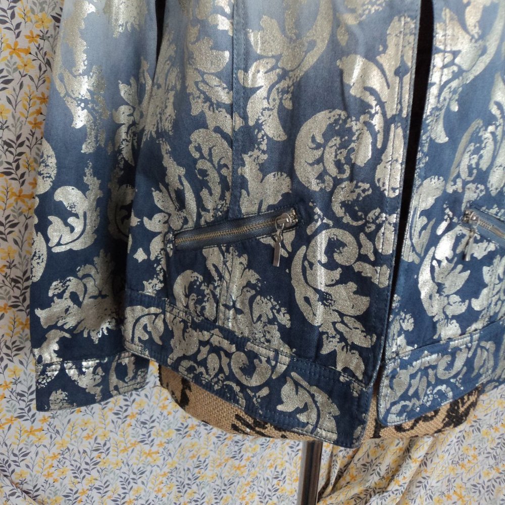 Jacket - Picture 7 of 9